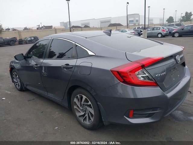 Honda CIVIC EX 2018 2HGFC2F7XJH532632 Image 3