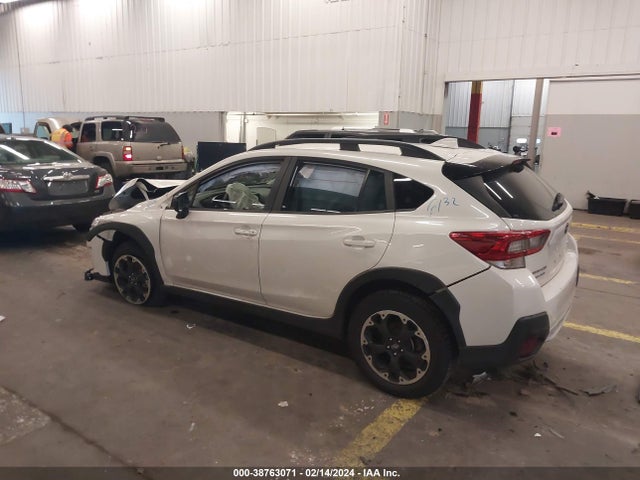 Subaru Crosstrek Premium 2022 JF2GTAPC4NH272704 Image 3