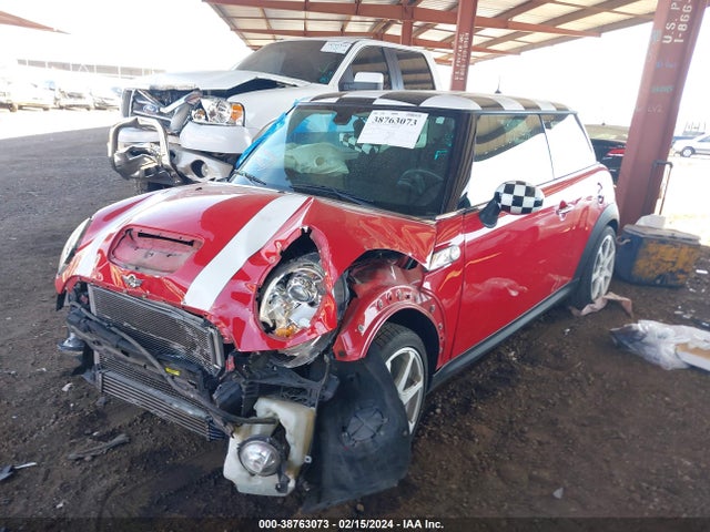 2007 MINI COOPER S WMWMF73537TL85575 Photo 1