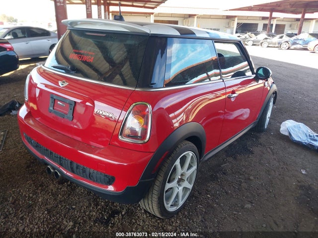 2007 MINI COOPER S WMWMF73537TL85575 Photo 3
