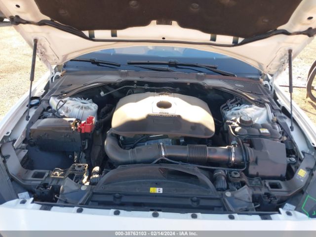 2017 JAGUAR XE SAJAR4BG9HA948478 Photo 9