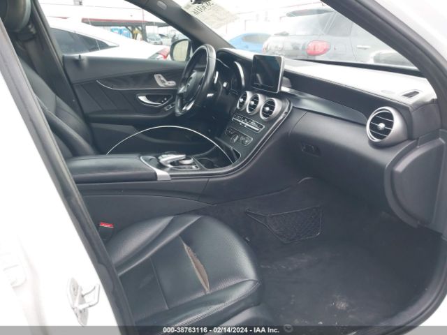 55SWF4KB8FU027986 Mercedes-Benz C 300 4matic/luxury 4matic/sport 4matic