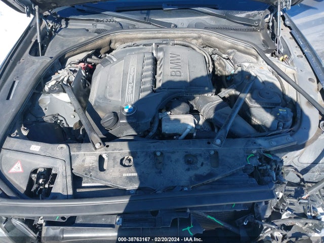 BMW 535i Xdrive 2015 WBA5B3C53FD539980 Image 10