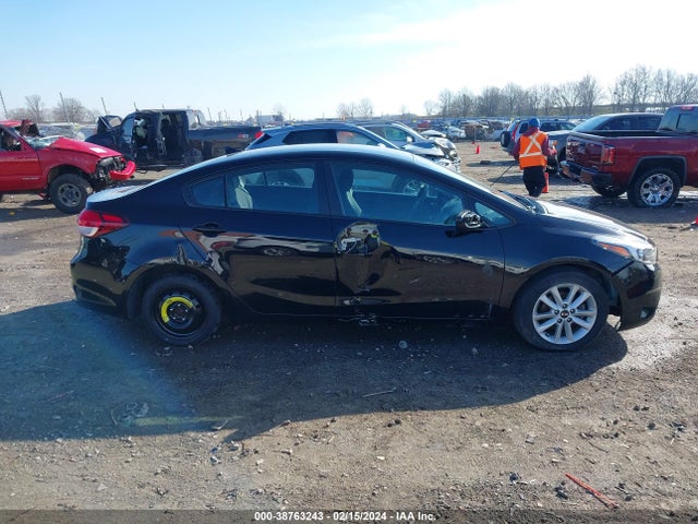 KIA FORTE LX 2017 3KPFL4A79HE128860 Image 13