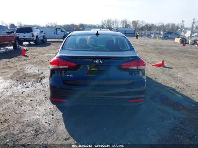 KIA FORTE LX 2017 3KPFL4A79HE128860 Image 16