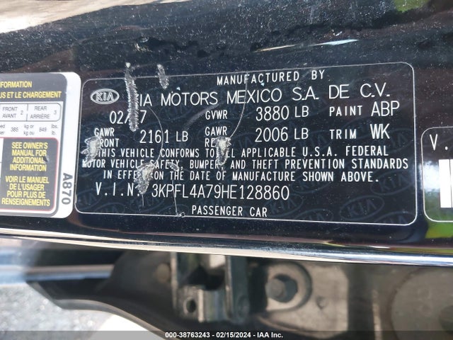 KIA FORTE LX 2017 3KPFL4A79HE128860 Image 9