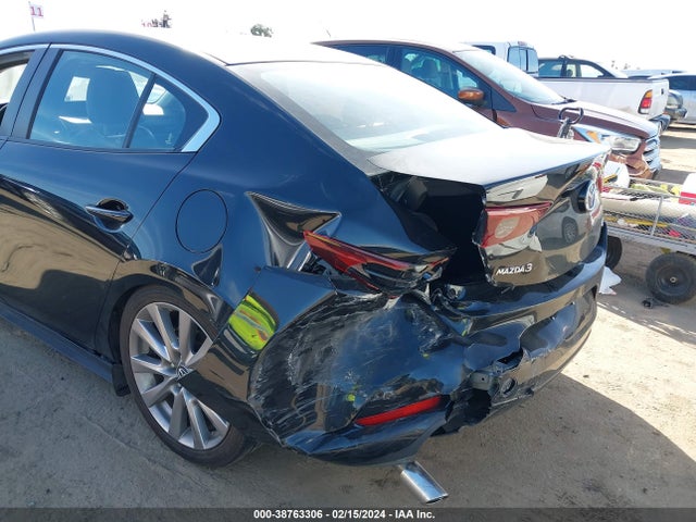JM1BPABL5M1330556 Mazda Mazda3 Select