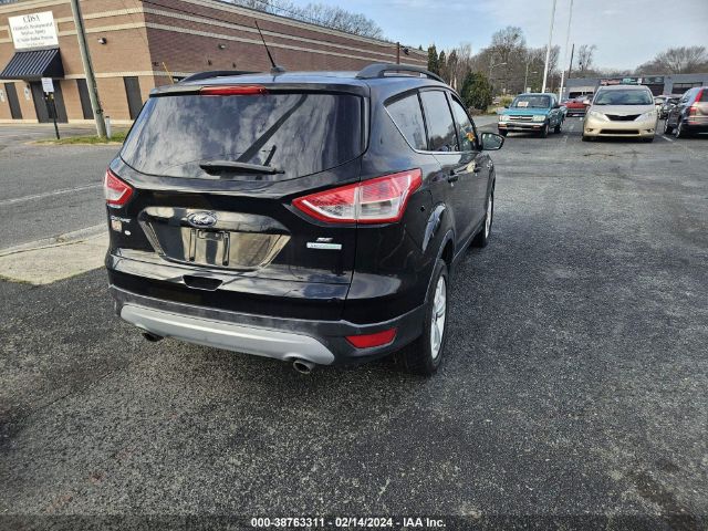 1FMCU0GX8GUC67888 Ford ESCAPE
