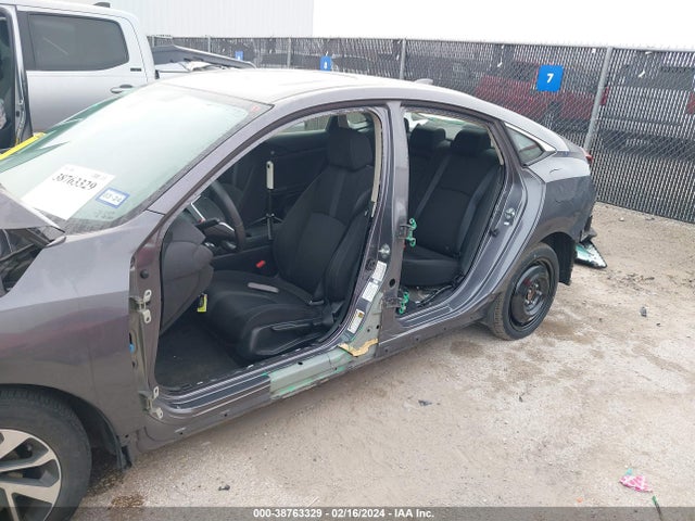 38763329 :رقم المزاد ، 2HGFC2F74JH502901 vin ، 2018 Honda Civic Ex مزاد بيع