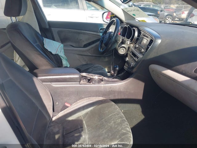 KIA Optima Lx 2014 KNAGM4A74E5522613 Image 5