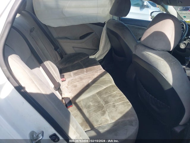 KIA Optima Lx 2014 KNAGM4A74E5522613 Image 8