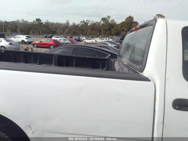 2003 FORD F-150 XL/XLT VIN: 2FTRF17213CA12500
