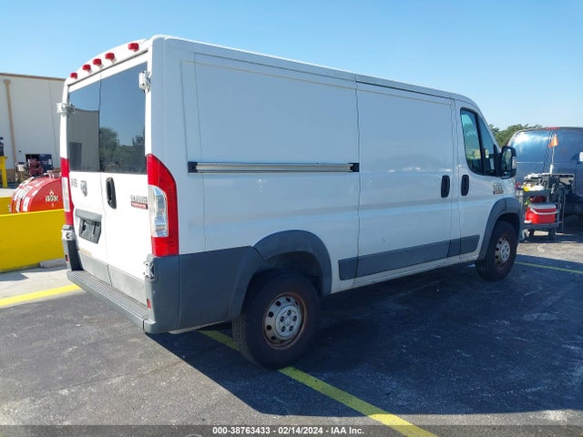3C6TRVAG9HE526469 RAM Promaster 1500 Low Roof 136 Wb