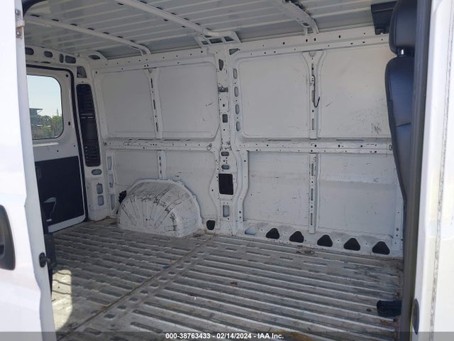3C6TRVAG9HE526469 RAM Promaster 1500 Low Roof 136 Wb