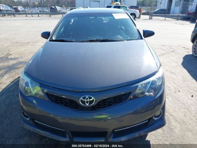 4T1BF1FKXEU333050 Toyota CAMRY SE