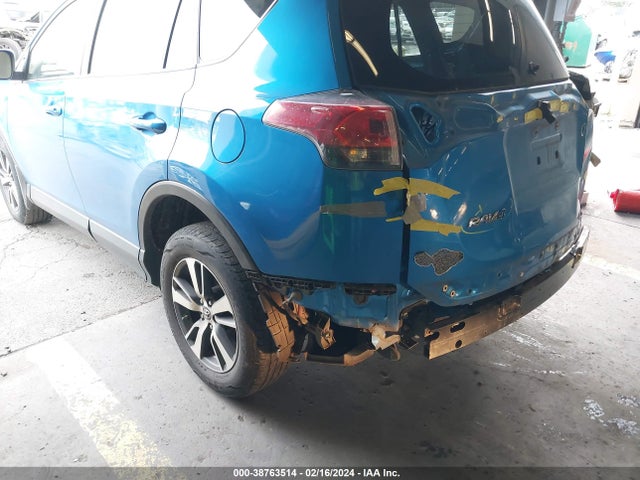 Toyota Rav4 Xle 2016 JTMRFREV4GD184103 Image 18