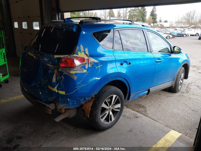 Toyota Rav4 Xle 2016 JTMRFREV4GD184103 Image 4