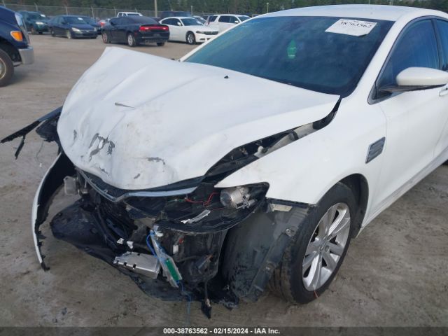 1C3CCCAB7FN654211 Chrysler 200 Limited