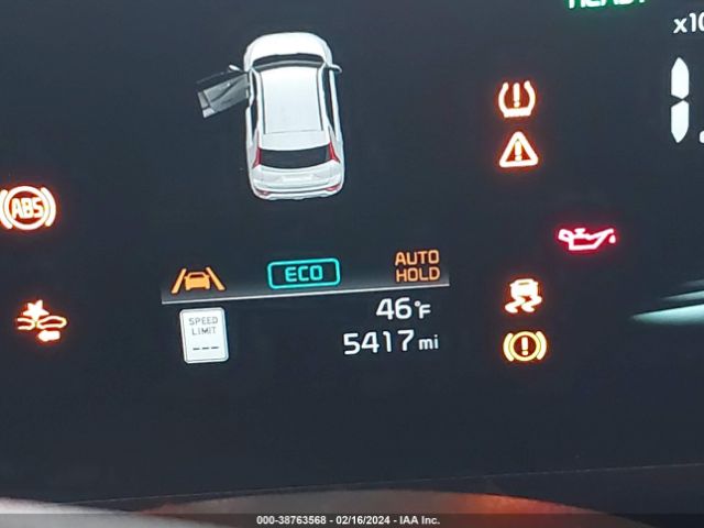 KNDCP3LE2R5137040 KIA NIRO LX