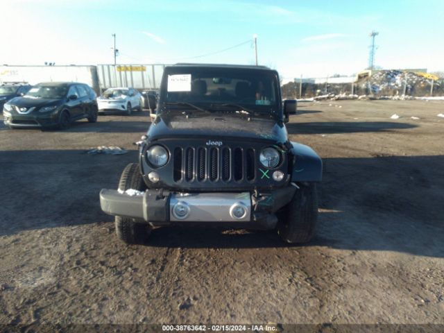 1C4BJWEG3EL272708 Jeep Wrangler Unlimited Sahara