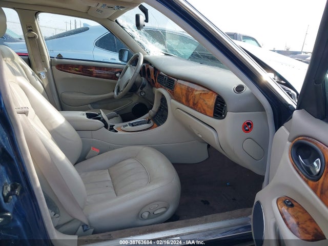 1998 JAGUAR XJ8 SAJHX1243WC842120 Photo 4