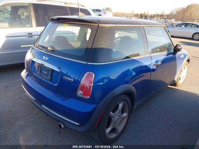 2006 MINI COOPER WMWRC33596TK67777 Photo 3