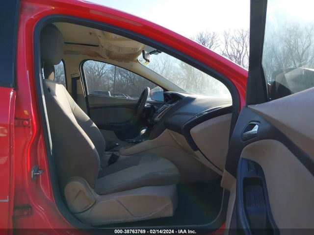 2012 FORD FOCUS SE VIN: 1FAHP3K2XCL267380