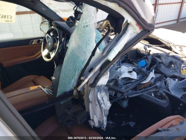 2019 BMW X5 5UXCR6C53KLL23178 Photo 4