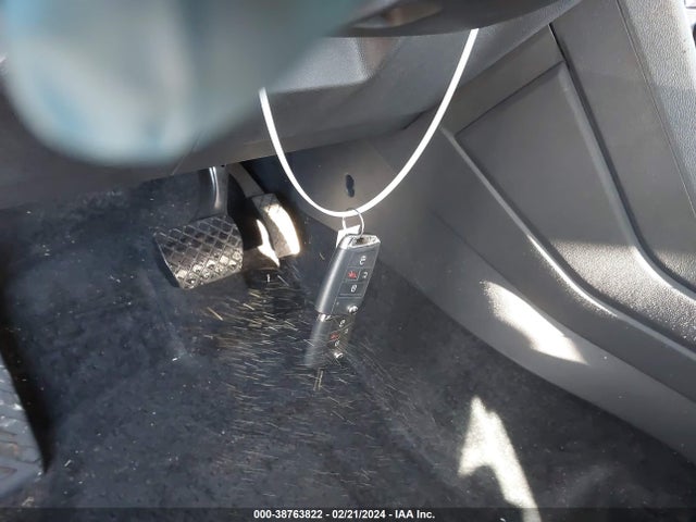 3VV2B7AX2KM190702 Volkswagen Tiguan 2.0t Se/2.0t Sel/2.0t Sel R-line/2.0t Sel R-line Black