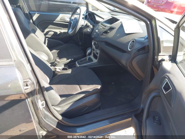 Ford FIESTA SE 2016 3FADP4BJ3GM185989 Image 5