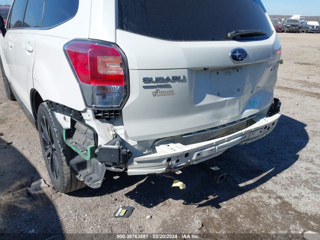 Subaru Forester 2.0xt Touring 2018 JF2SJGWC9JH473576 Image 19