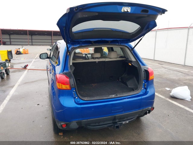 JA4AP3AU9HZ004696 Mitsubishi Outlander Sport 2.0 Es