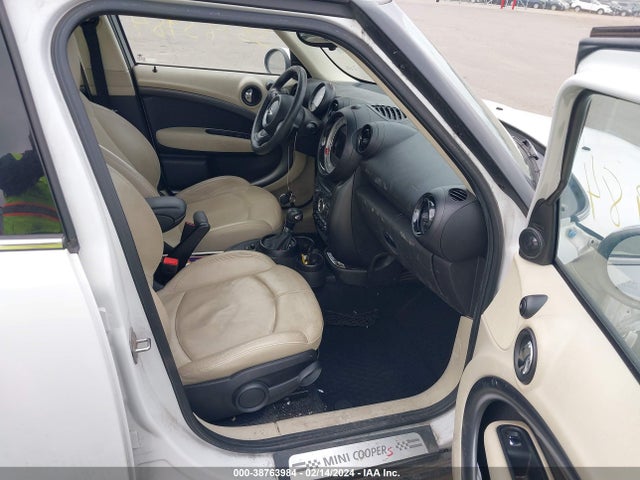 2013 MINI COUNTRYMAN WMWZC3C58DWP24980 Photo 4