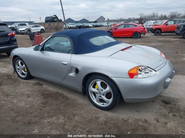 2000 PORSCHE BOXSTER WP0CA2986YU628311 Photo 2
