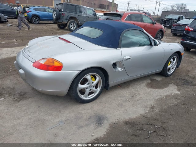 2000 PORSCHE BOXSTER WP0CA2986YU628311 Photo 3