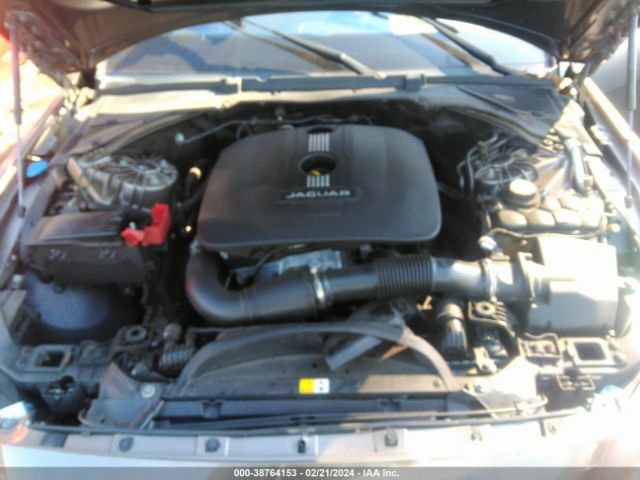 SAJAE4BG7HA969468 Jaguar Xe 25t Prestige