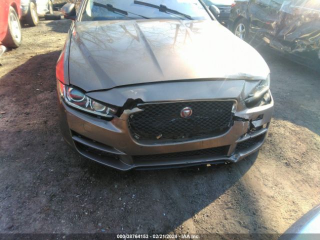 SAJAE4BG7HA969468 Jaguar Xe 25t Prestige