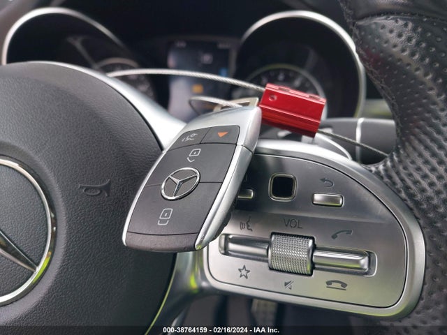 WDDWJ8DB1KF857015 Mercedes-Benz C 300