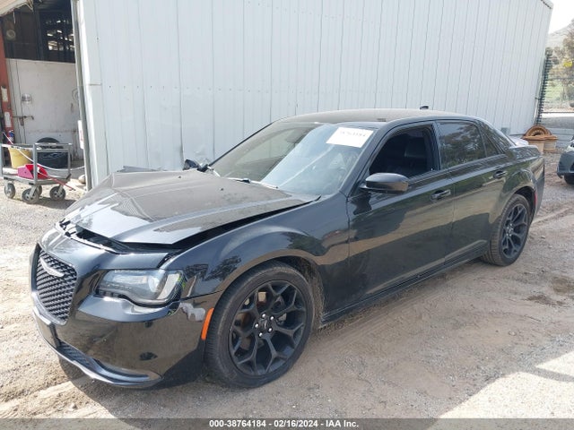 Chrysler 300 300s 2015 2C3CCABT6FH743420 Image 2
