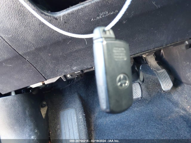 Toyota Rav4 Xle 2018 2T3WFREV8JW497782 Image 11