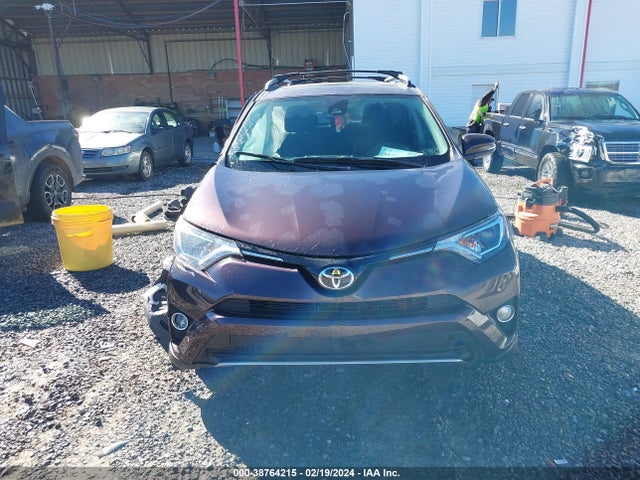 Toyota Rav4 Xle 2018 2T3WFREV8JW497782 Image 12