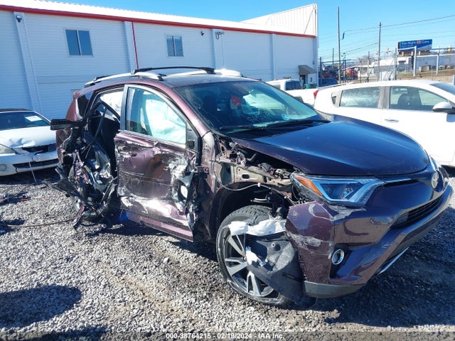 Toyota Rav4 Xle 2018 2T3WFREV8JW497782 Image 6