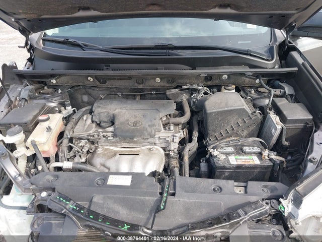Toyota RAV4 LE 2016 JTMZFREV2GJ061014 Image 10