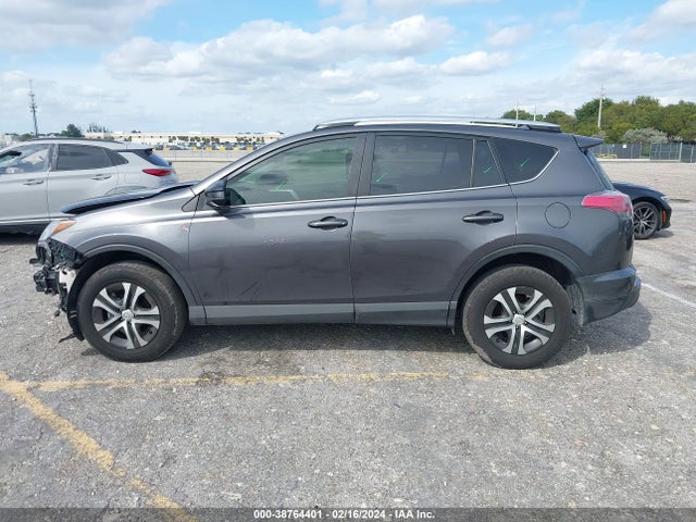 Toyota RAV4 LE 2016 JTMZFREV2GJ061014 Image 15