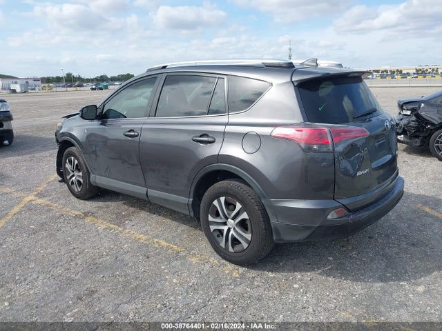 Toyota RAV4 LE 2016 JTMZFREV2GJ061014 Image 3