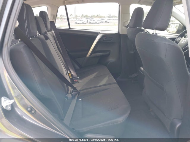 Toyota RAV4 LE 2016 JTMZFREV2GJ061014 Image 8