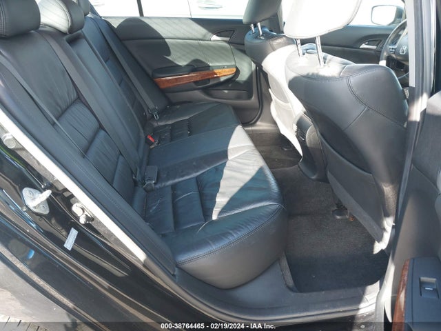 2011 HONDA ACCORD 3.5 EX-L VIN: 1HGCP3F82BA030834