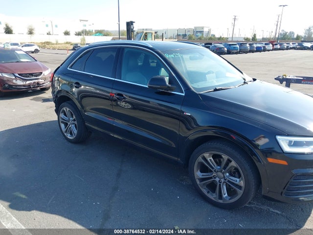 WA1HCCFS8JR017396 Audi Q3 2.0t Premium/2.0t Sport Premium