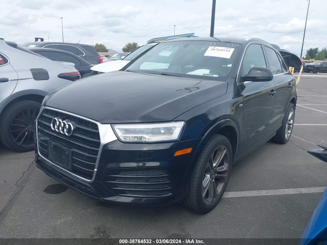 WA1HCCFS8JR017396 Audi Q3 2.0t Premium/2.0t Sport Premium
