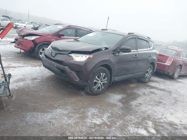 Toyota RAV4 LE 2018 2T3BFREV4JW808588 Image 2